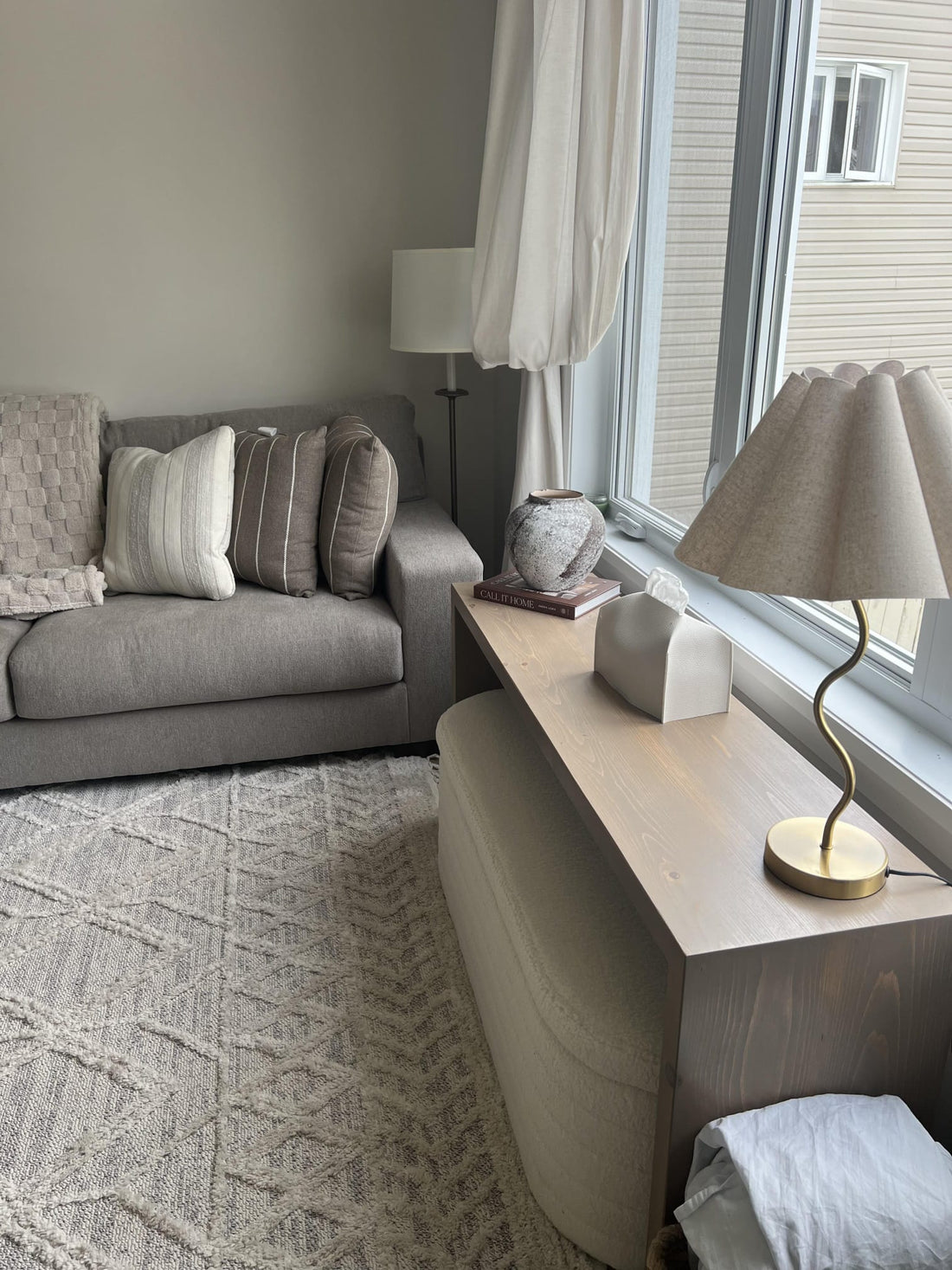 The Versatile Waterfall Bench: A Stylish Addition to Any Space - MJ